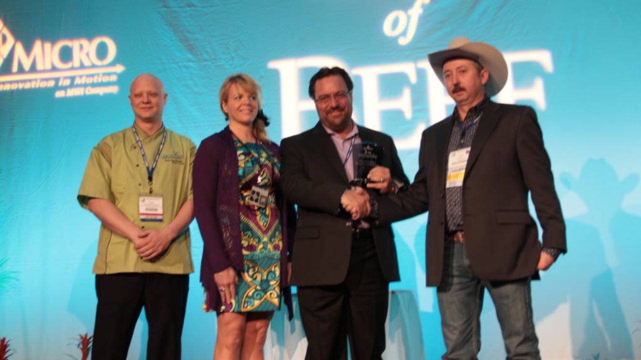 Peacock Alley Gets National Beef Award